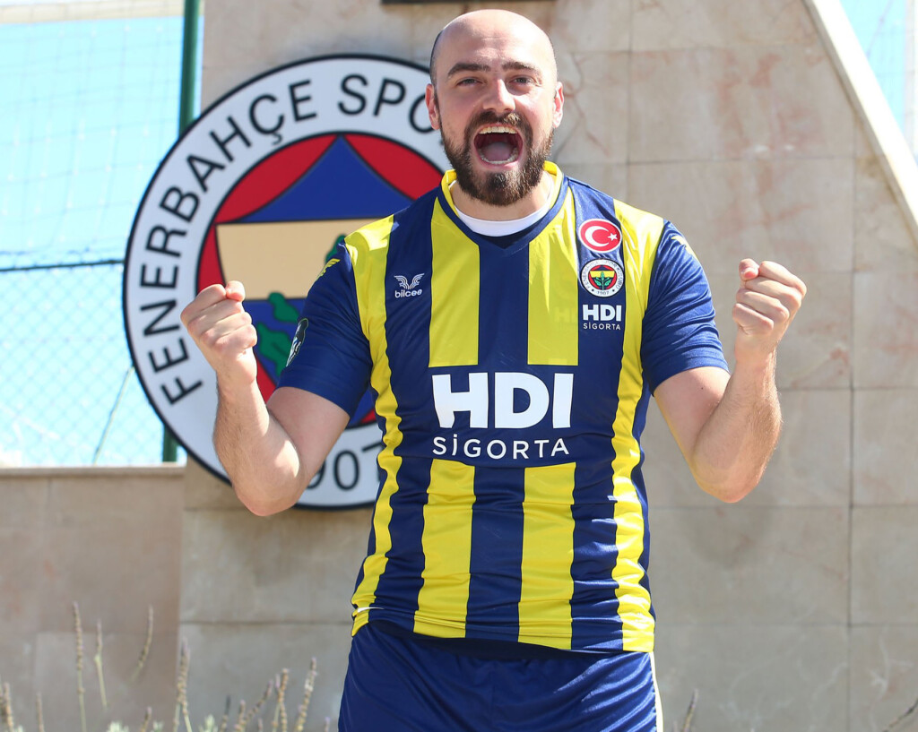 Nicholas Hoag Burası voleyboldan fazlası, büyük bir aile Voleybolunsesi