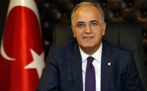 TVF Başkanı Mehmet Akif Üstündağ A Milli Erkek Voleybol Takımını kutladı.